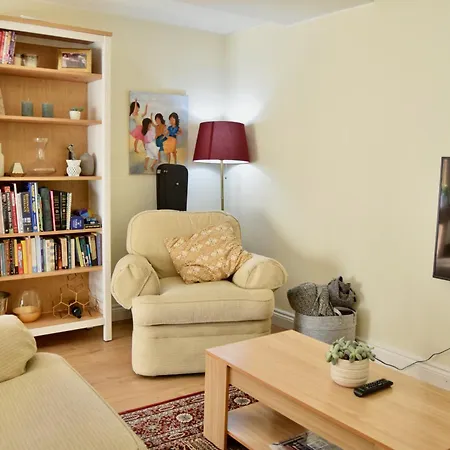 Family-Friendly 3Bd Flat With Garden Vauxhall